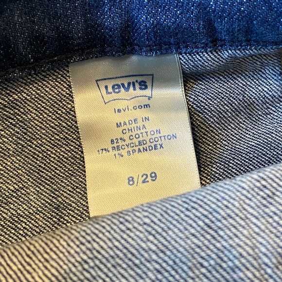 Levi’s Distressed Bootcut Jeans - Women’s Size 8/29 - Picture 10 of 12